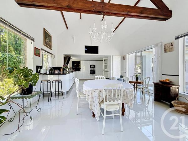 Maison à vendre  12 pièces - 436,01 m 2   CHARTRES  - 28