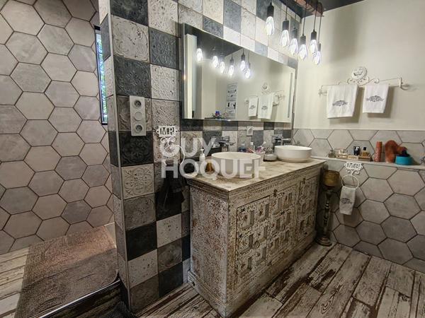 Maison 4 pièces avec jardin et piscine à Jonquieres Saint Vincent