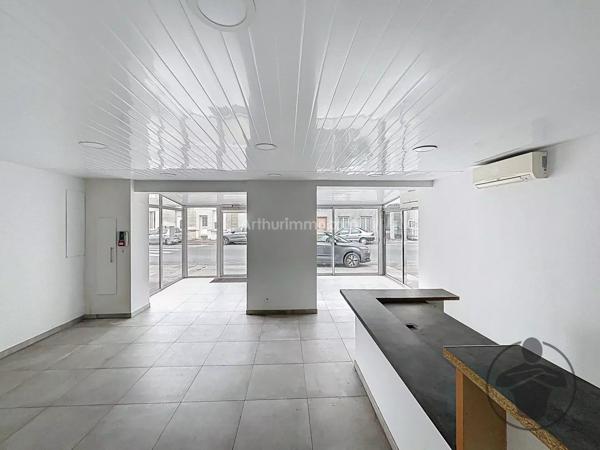 Vente Immeuble 10 pièces 315 m2 à Coutras