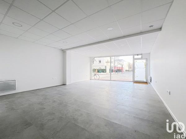 Atelier à vendre 123 m² Suresnes
