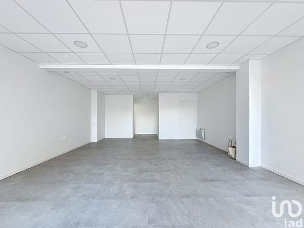 Atelier à vendre 123 m² Suresnes