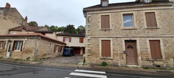 Immeuble de rapport en monopropriété – 6 appartements + 6 garages