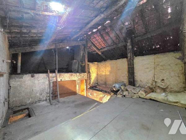 Maison de village - 130m2 - Cour - A RENOVER - BICQUELEY - 5mn de TOUL