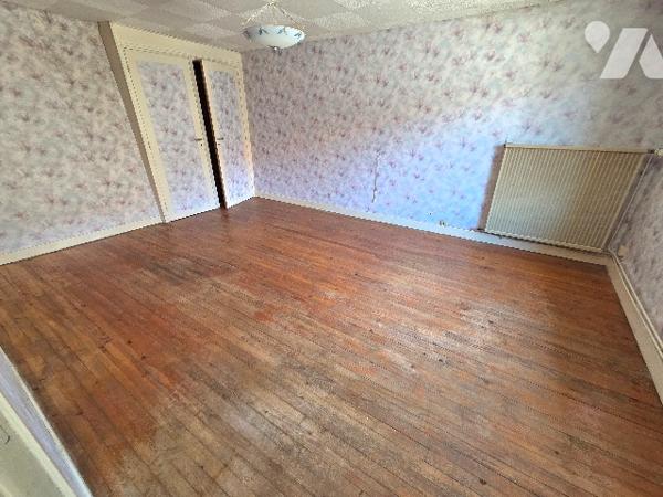 Maison de village - 130m2 - Cour - A RENOVER - BICQUELEY - 5mn de TOUL