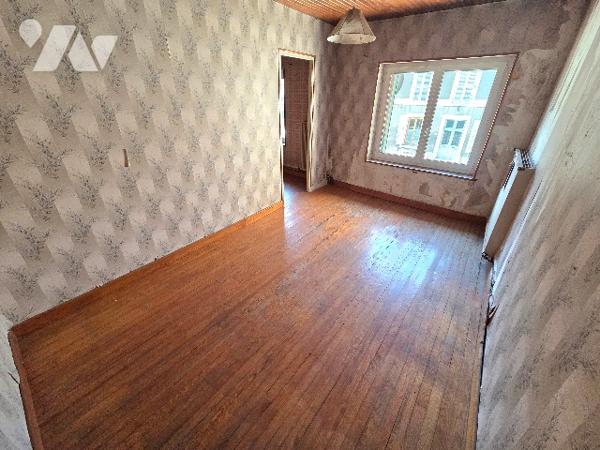 Maison de village - 130m2 - Cour - A RENOVER - BICQUELEY - 5mn de TOUL