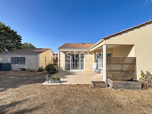 Maison Les Sables D Olonne Les Plesses 132 m² hab 3 chambres double garage jardin 3 km mer