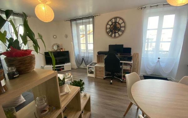 Appartement à louer    1 pièce • 39,40 m2 Saint-Flour