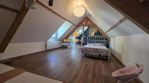 Vente                                                      Maison de village
                        
                     6 pièces                      181 m2                     à Ayzac-Ost