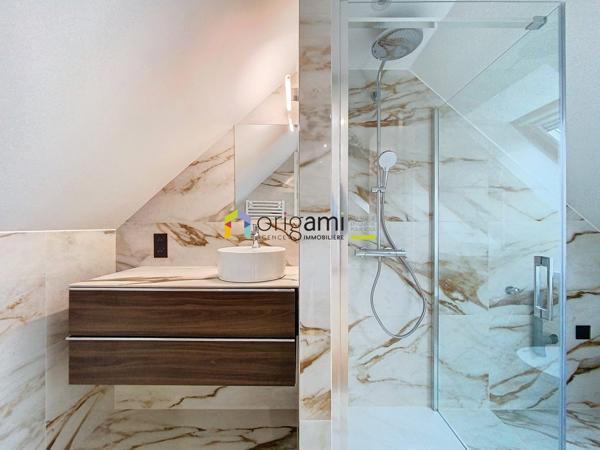 STRASBOURG Robertsau - Magnifique F1 rénové à neuf