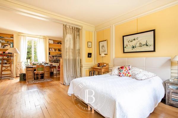 Croissy-sur-Seine, Maison 5 Chambres -  490 m² à vendre