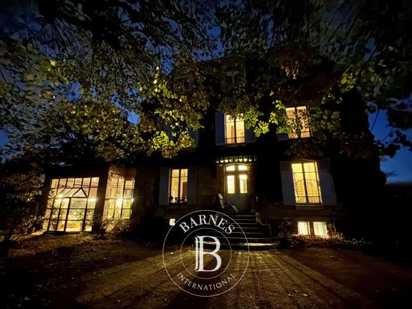 Croissy-sur-Seine, Maison 5 Chambres -  490 m² à vendre