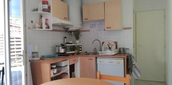 MAISONNETTE SUR 145m2 Terrain