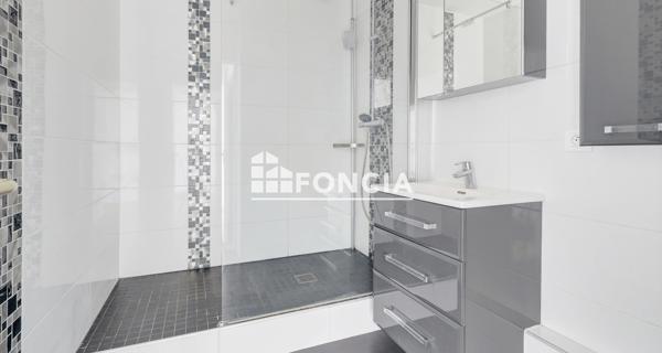 À vendre Appartement 3 pièces 74.95 m² - Reims 51100