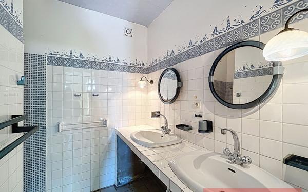 Maison à vendre    5 pièces •  Cahuzac-sur-Vère