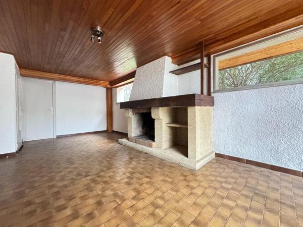 Maison 133 m² avec jardin et fort potentiel.