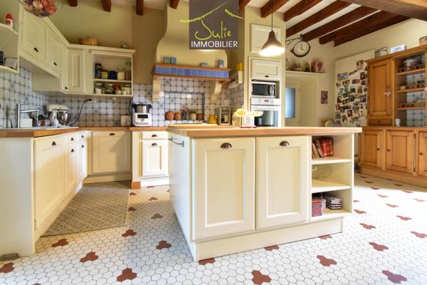 AXE CERIZAY/MAULEON - Longère de 260 m² - 5 chambres - jardin