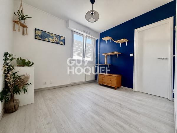 Appartement 3 pièces rénové avec balcon et parking