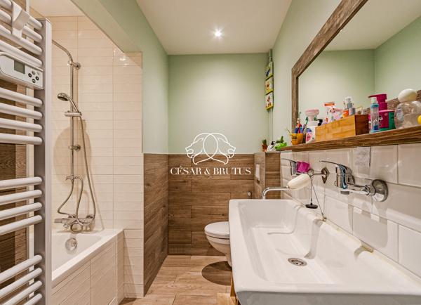 Lyon 7 – Debourg | Superbe T5 de 100 m² avec garage – Idéal famille