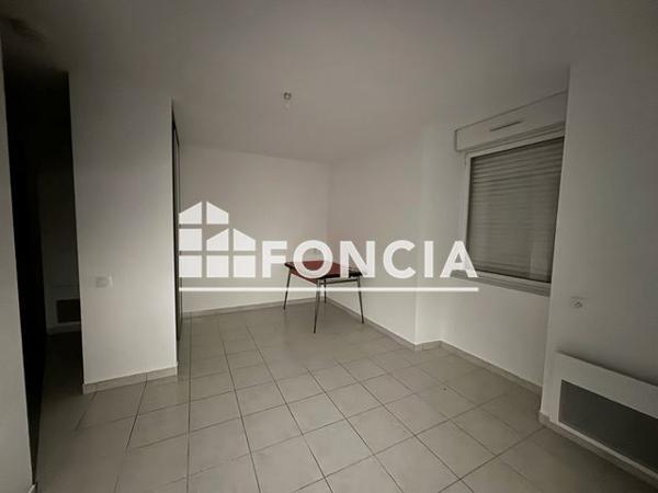 Location Studio 24.69 m² - 75 BIS RUE DE PARIS Dol De Bretagne 35120