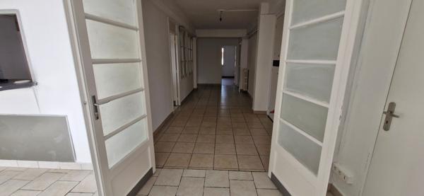 À louer ? Faux T5 lumineux sur le Boulevard de Strasbourg à Toulon