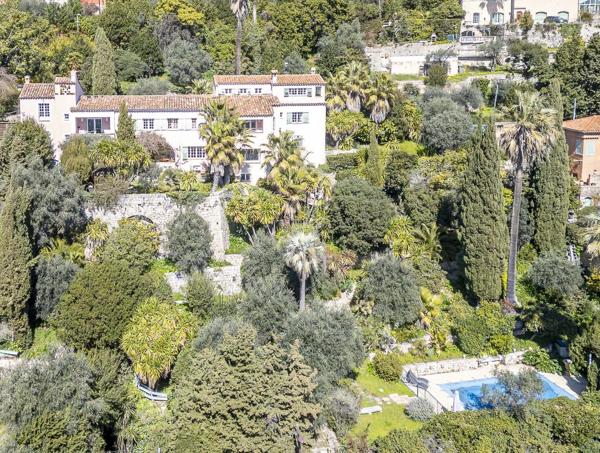 EXCLUSIVITE - Maison d’artiste Art-Déco florentin à Grasse – Quartier Rothschild
