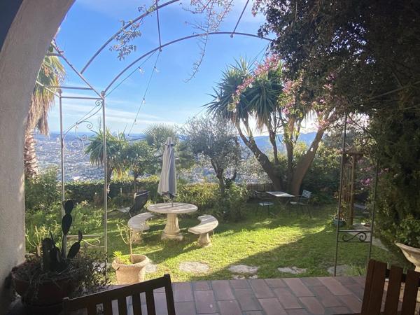 EXCLUSIVITE - Maison d’artiste Art-Déco florentin à Grasse – Quartier Rothschild