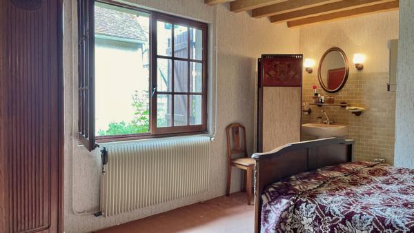 Maison
                                                                                                                                                                                                                                                                                                                        5 pièce(s)                                                                                                                                                                                                          3 chambre(s)                                                                                                                                                                                                          100  m²