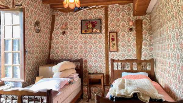 Maison
                                                                                                                                                                                                                                                                                                                        5 pièce(s)                                                                                                                                                                                                          3 chambre(s)                                                                                                                                                                                                          100  m²