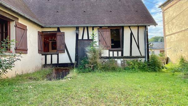 Maison
                                                                                                                                                                                                                                                                                                                        5 pièce(s)                                                                                                                                                                                                          3 chambre(s)                                                                                                                                                                                                          100  m²