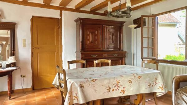 Maison
                                                                                                                                                                                                                                                                                                                        5 pièce(s)                                                                                                                                                                                                          3 chambre(s)                                                                                                                                                                                                          100  m²