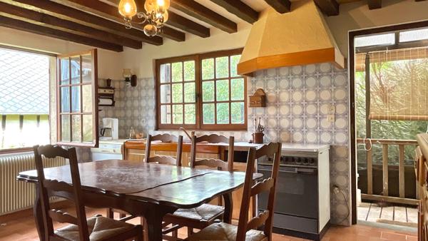 Maison
                                                                                                                                                                                                                                                                                                                        5 pièce(s)                                                                                                                                                                                                          3 chambre(s)                                                                                                                                                                                                          100  m²