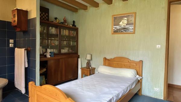Maison
                                                                                                                                                                                                                                                                                                                        5 pièce(s)                                                                                                                                                                                                          3 chambre(s)                                                                                                                                                                                                          100  m²