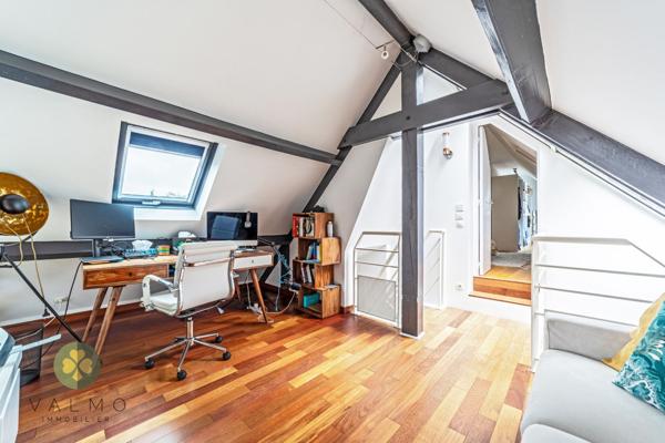 Maison
                                                                                                                                                                                                                                                                                                                        5 pièce(s)                                                                                                                                                                                                          4 chambre(s)                                                                                                                                                                                                          161  m²