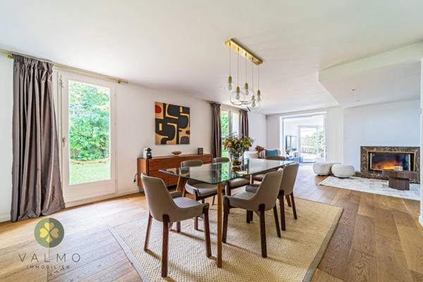 Maison
                                                                                                                                                                                                                                                                                                                        5 pièce(s)                                                                                                                                                                                                          4 chambre(s)                                                                                                                                                                                                          161  m²