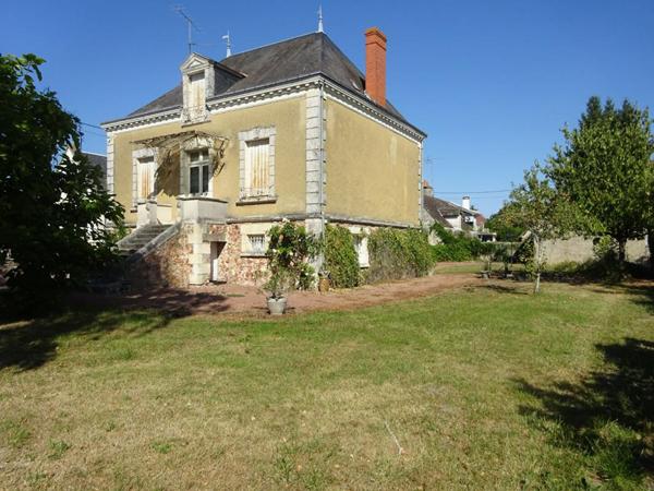 Maison Mezieres En Brenne 7 pièce(s) 200 m2