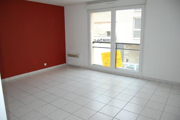A louer - appartement de 50m2 lumineux - rue Derodé