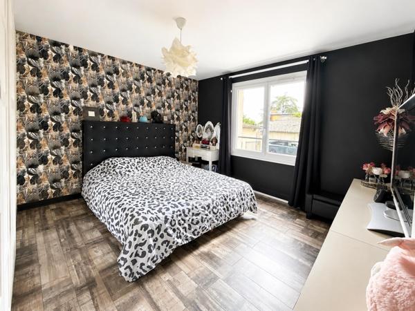 Maison à CHAUMES-EN-BRIE, 77390 - 7 pièces 178m²