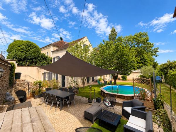 Maison à CHAUMES-EN-BRIE, 77390 - 7 pièces 178m²