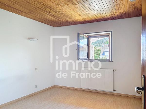 Appartement Oyonnax 4 pièce(s) 83.77 m²