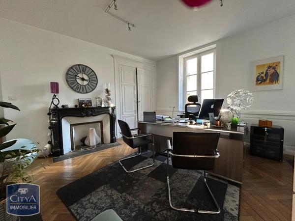 Immeuble à vendre 193.3m²