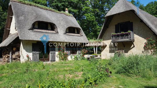 Propriete
                                                                                                                                                                                                                                                                                                                        12 pièce(s)                                                                                                                                                                                                          8 chambre(s)                                                                                                                                                                                                          263  m²