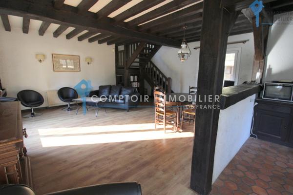 Propriete
                                                                                                                                                                                                                                                                                                                        12 pièce(s)                                                                                                                                                                                                          8 chambre(s)                                                                                                                                                                                                          263  m²