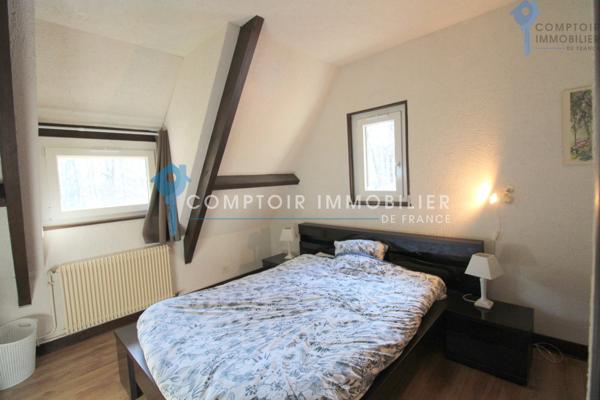 Propriete
                                                                                                                                                                                                                                                                                                                        12 pièce(s)                                                                                                                                                                                                          8 chambre(s)                                                                                                                                                                                                          263  m²