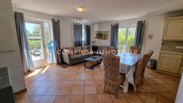 Villa
                                                                                                                                                                                                                                                                                                                        4 pièce(s)                                                                                                                                                                                                          3 chambre(s)                                                                                                                                                                                                          75  m²