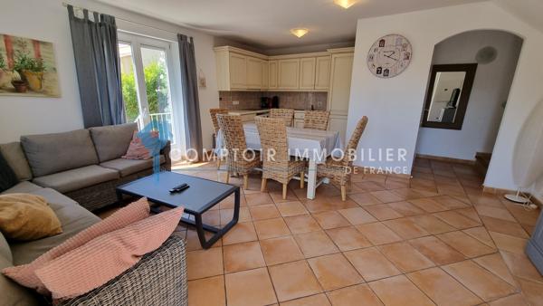 Villa
                                                                                                                                                                                                                                                                                                                        4 pièce(s)                                                                                                                                                                                                          3 chambre(s)                                                                                                                                                                                                          75  m²