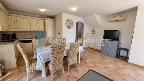 Villa
                                                                                                                                                                                                                                                                                                                        4 pièce(s)                                                                                                                                                                                                          3 chambre(s)                                                                                                                                                                                                          75  m²