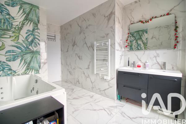 Maison à vendre 5 pièces 96 m² Aubergenville