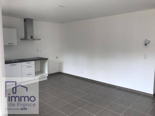 VOIRON - 27 CHEMIN DES MOLLIES