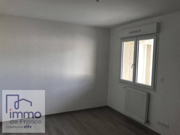 VOIRON - 27 CHEMIN DES MOLLIES