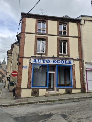 Local d'activités de 100 m²